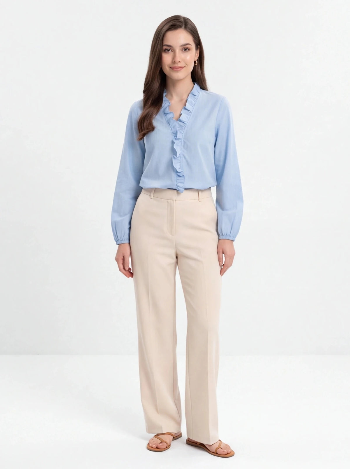 Blusa celeste con volante - La Flamencona Accesorios