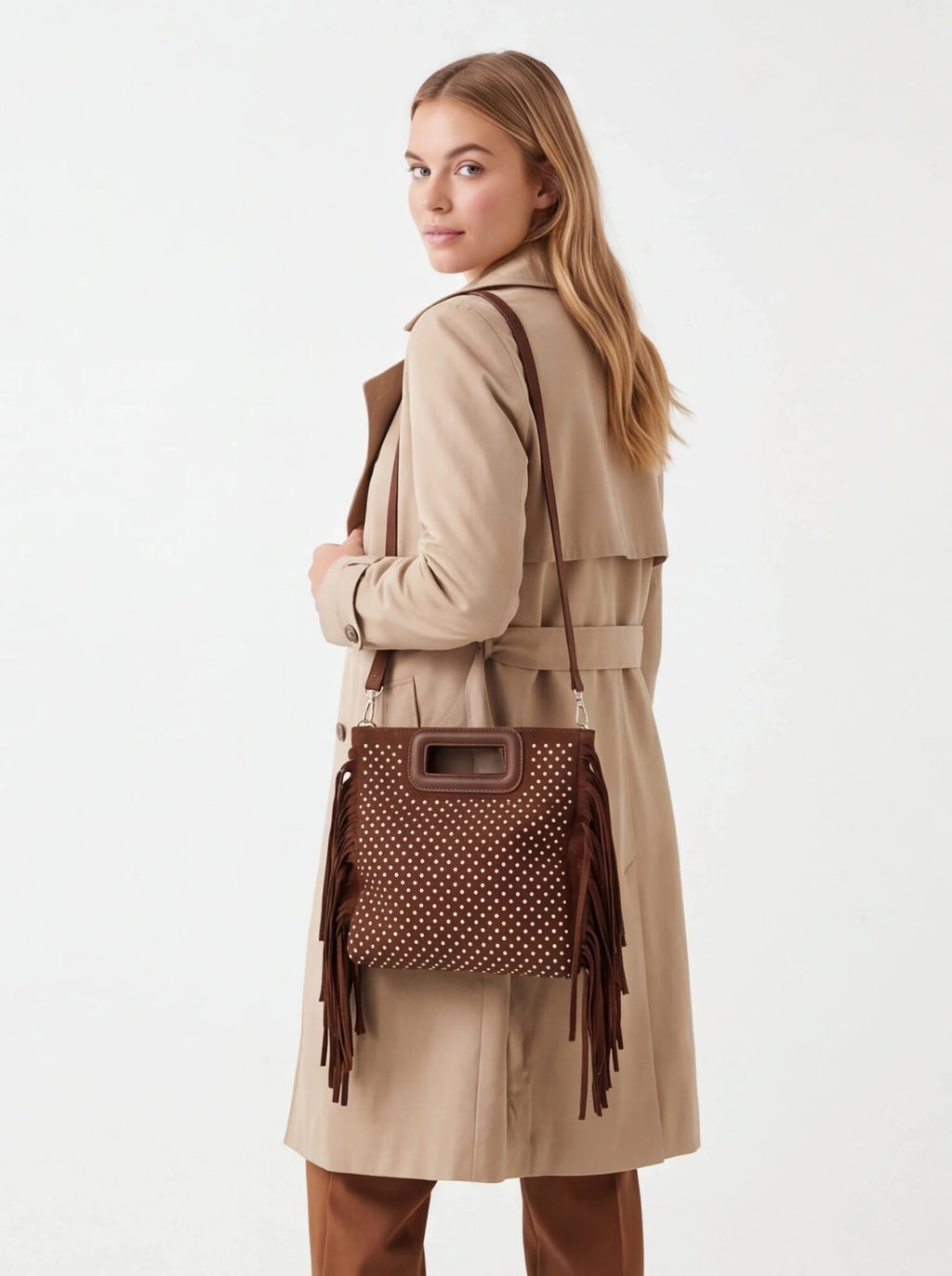 Bolso de Antelina con Tachuelas y Flecos - La Flamencona Accesorios