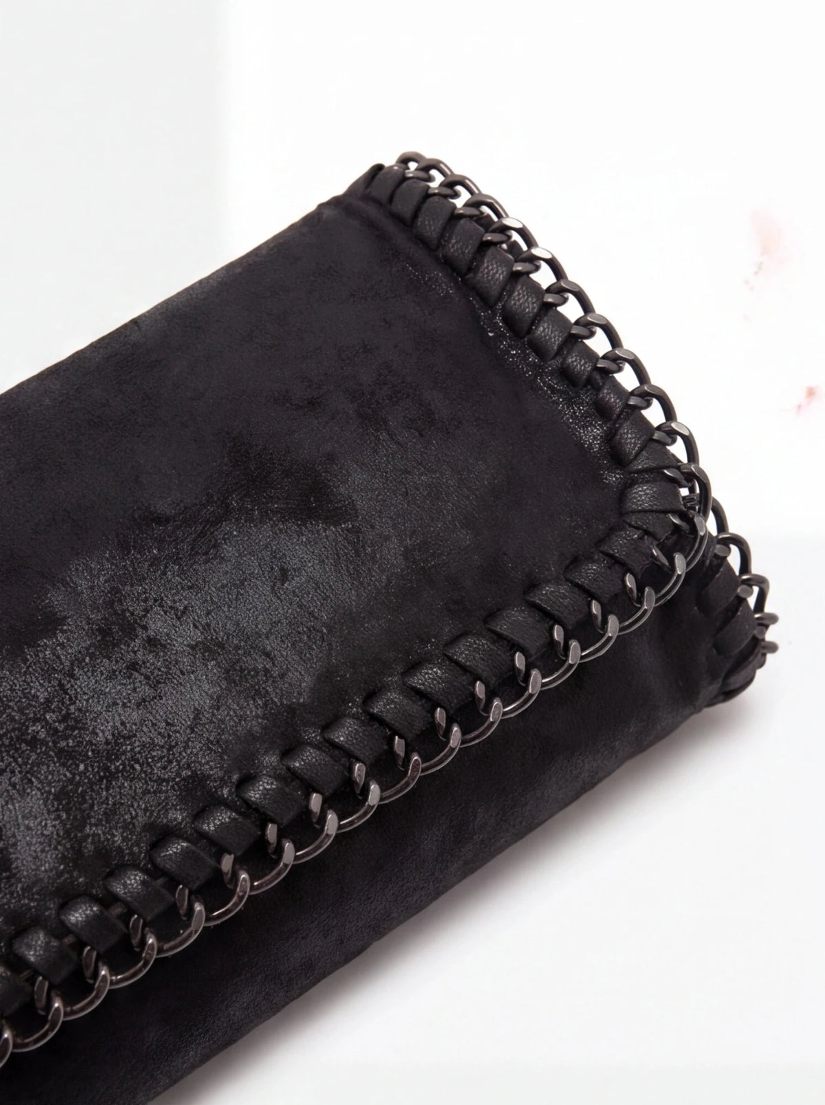 Bolso Negro con Cadena - La Flamencona Accesorios