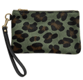 Cartera Wristlet de Pelo Leopardo Verde - La Flamencona Accesorios