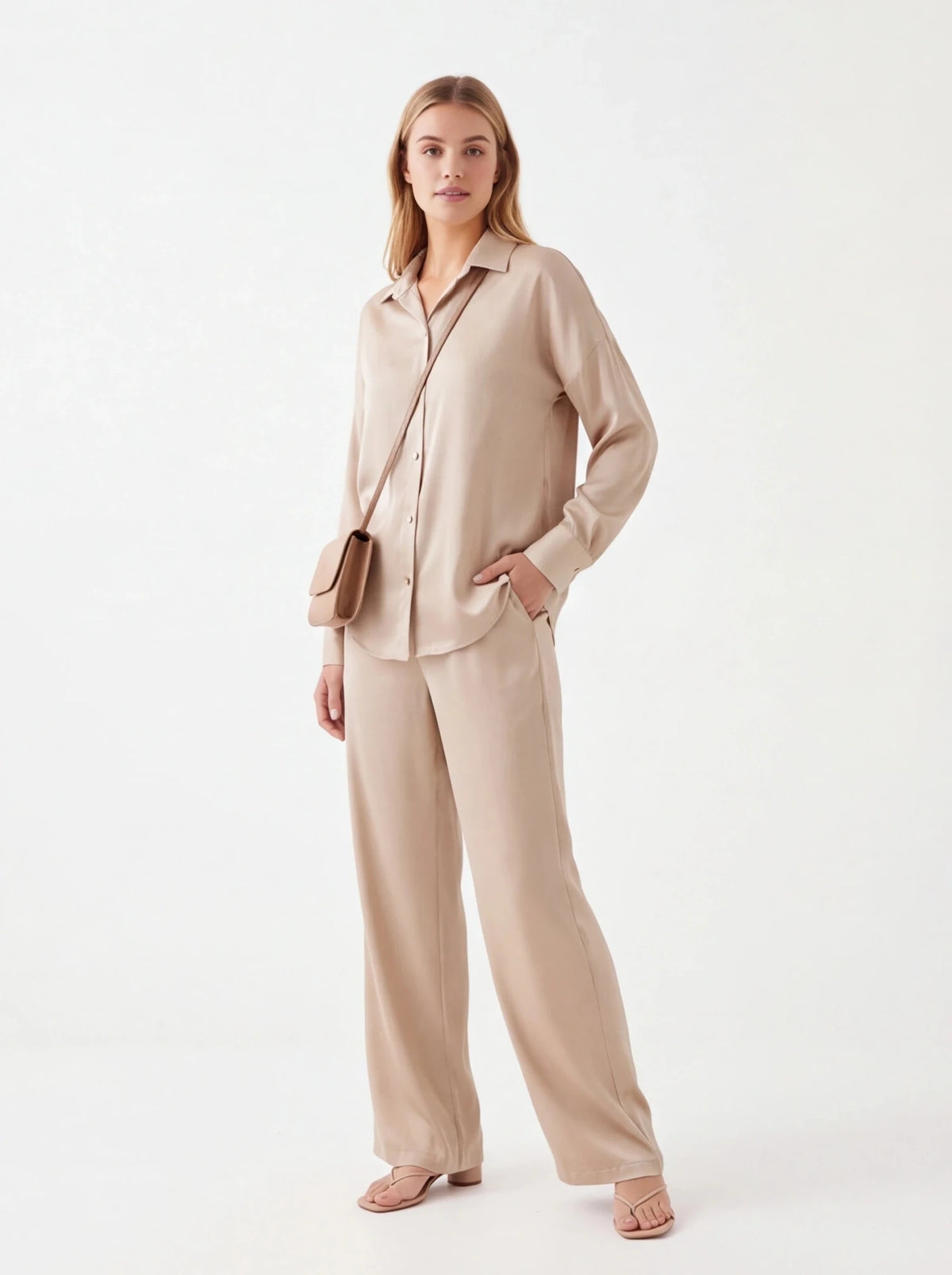 Conjunto Satinado Beige - Elegancia y Estilo en Tu Armario - La Flamencona Accesorios