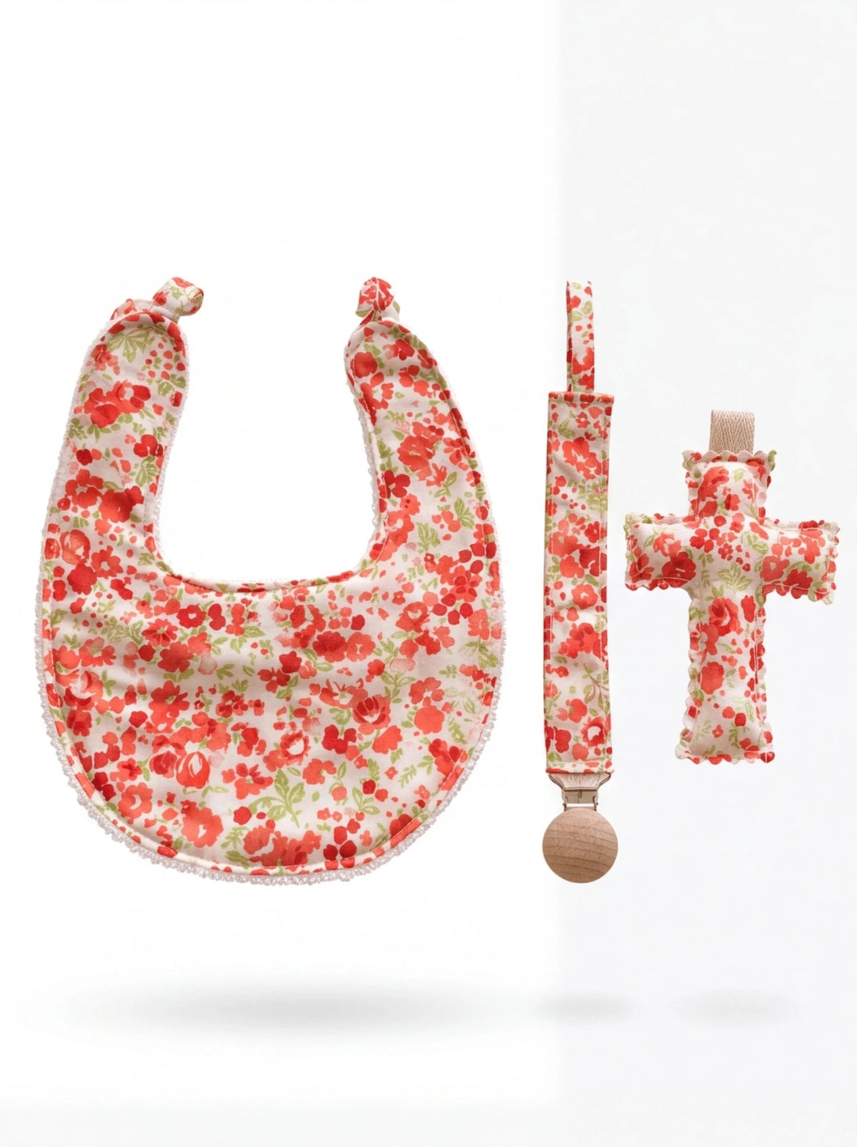 Pack Babero Chupetero y Cruz - Floral - La Flamencona Accesorios