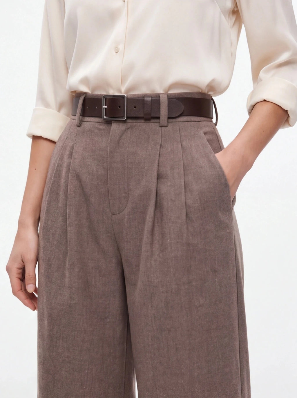 Pantalón pinzas fluido camel - La Flamencona Accesorios