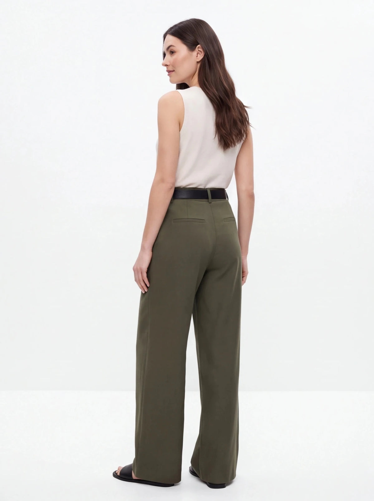 Pantalón pinzas fluido verde caqui - La Flamencona Accesorios